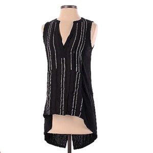 Deletta Dip Hem Blouse | SIZE S